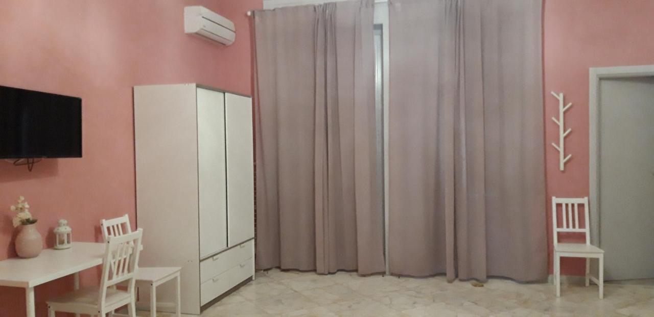 אבולה L'Opera Dei Pupi B&B מראה חיצוני תמונה