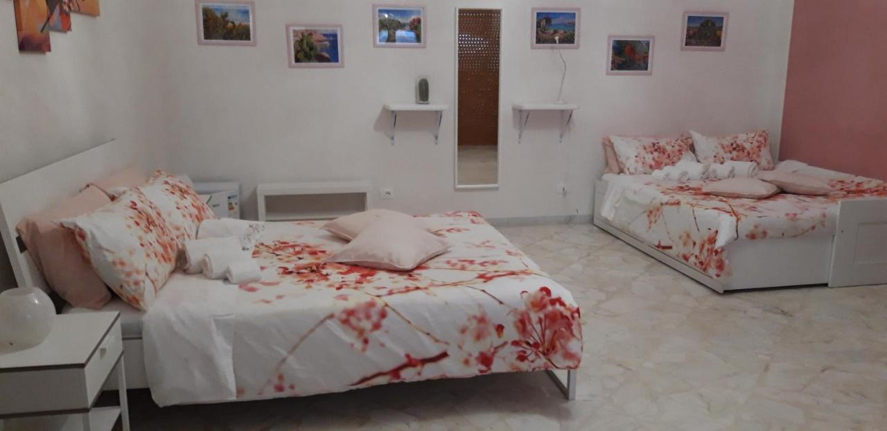 אבולה L'Opera Dei Pupi B&B מראה חיצוני תמונה