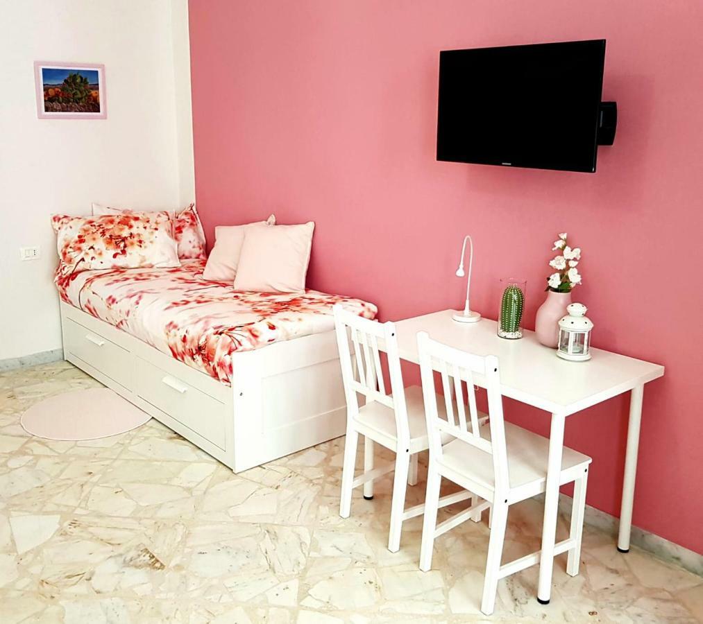 אבולה L'Opera Dei Pupi B&B מראה חיצוני תמונה