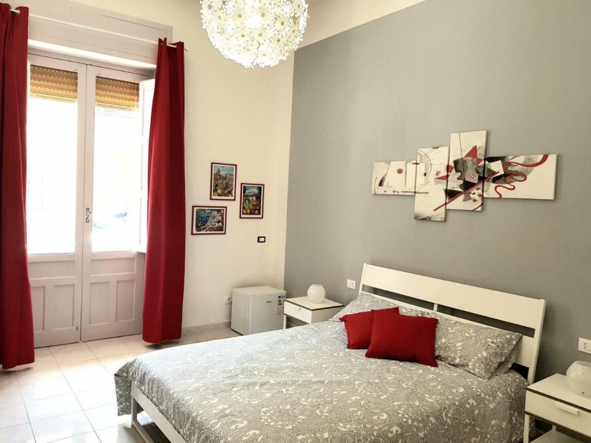 אבולה L'Opera Dei Pupi B&B מראה חיצוני תמונה