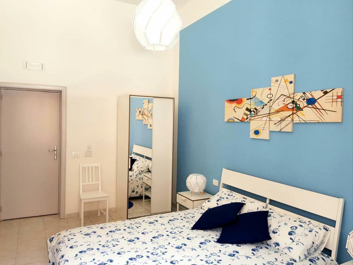 אבולה L'Opera Dei Pupi B&B מראה חיצוני תמונה