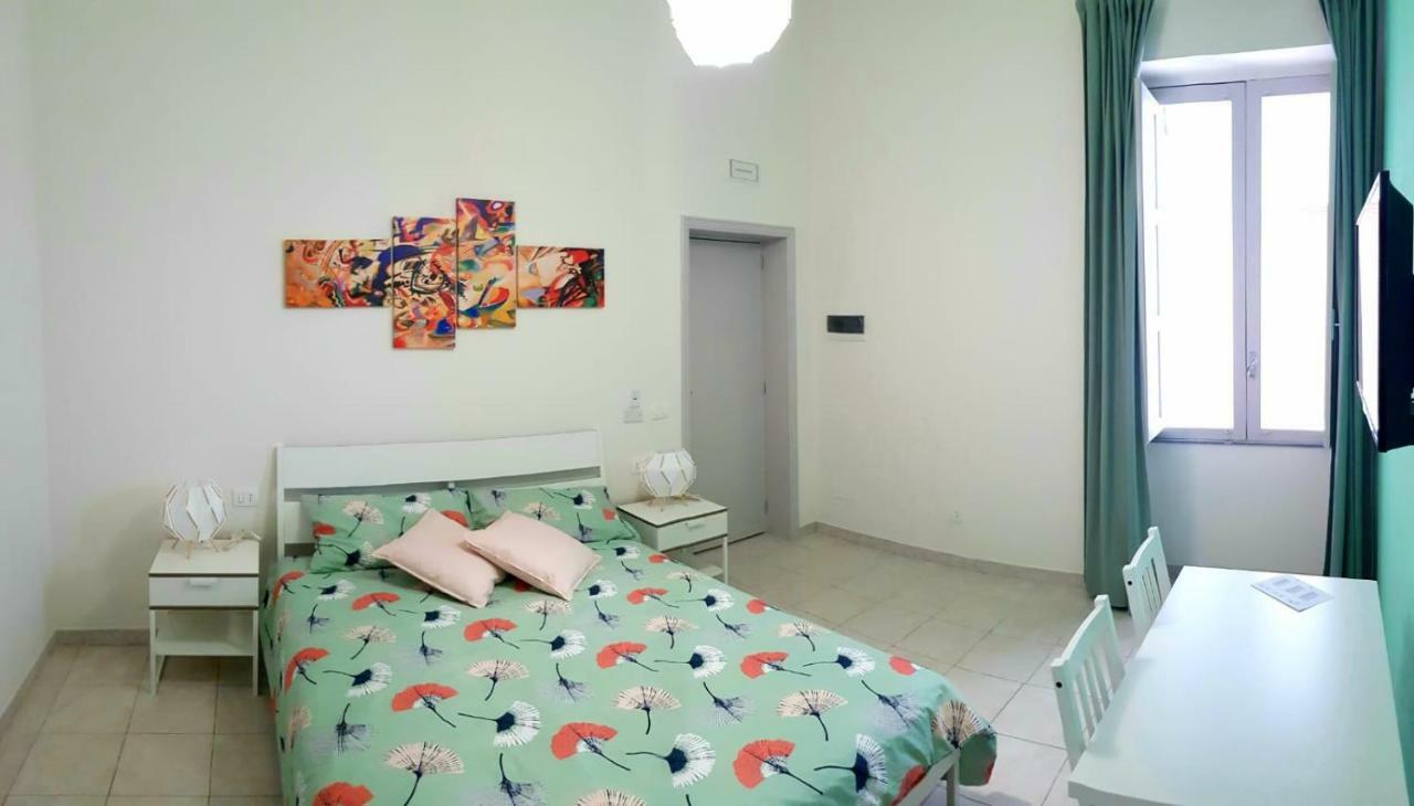 אבולה L'Opera Dei Pupi B&B מראה חיצוני תמונה