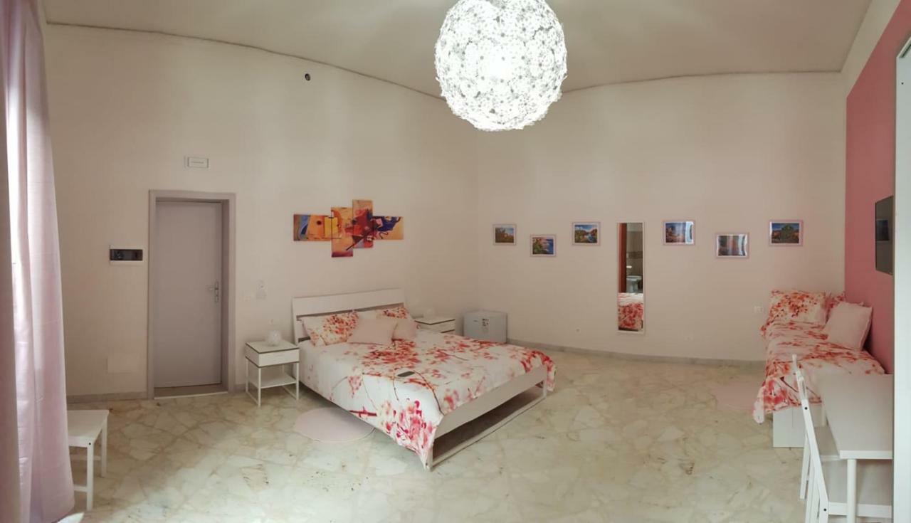 אבולה L'Opera Dei Pupi B&B מראה חיצוני תמונה